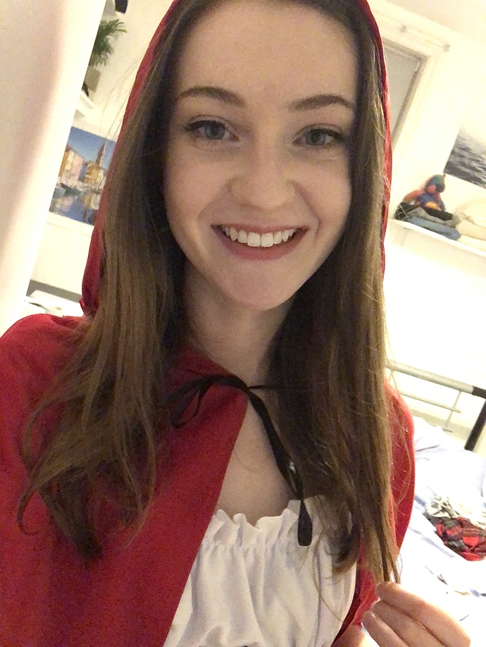 Should I dye my hair red or blonde?