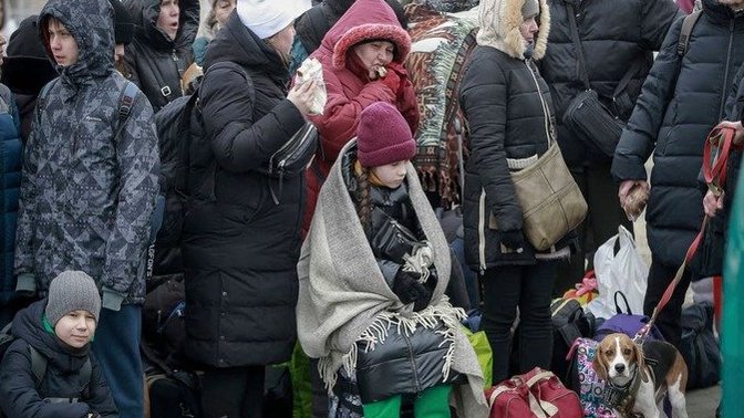 Do you support taking in Ukrainian refugees?