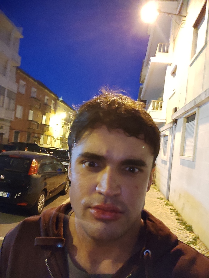 This photos is good for tinder?