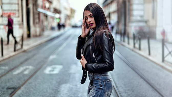 Do you find women wearing leather jackets sexy?