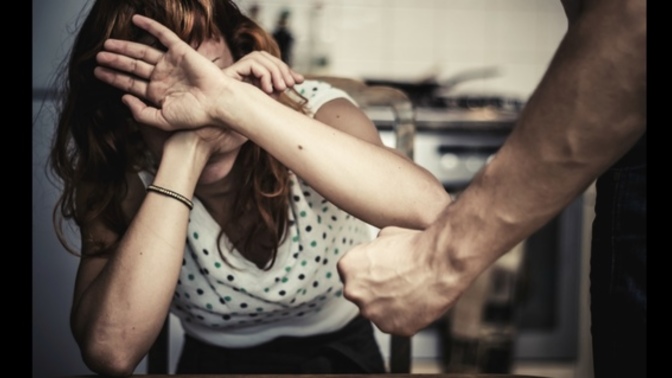 Women, have you ever suffered from physical abuse from a lover, husband, or boyfriend? What exactly was it? What were your reactions?