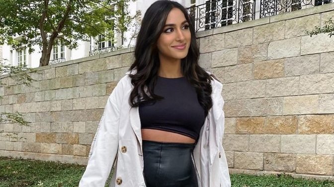 Was this outfit appropriate to wear to class? My friend said the crop top was too short but I'm wearing high waisted pants?