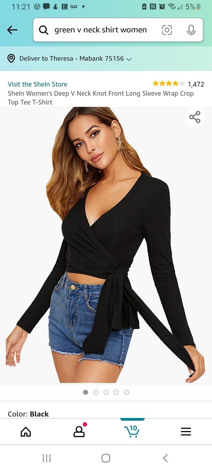 What to pair with a green skirt?