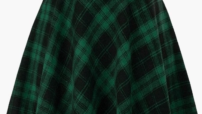 What to pair with a green skirt?
