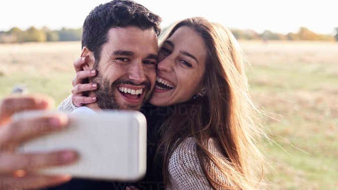 What would you do if your ex sends you a selfie with the new person they are dating?