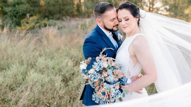 Do you think it's okay to keep wedding pictures on social media after a divorce?