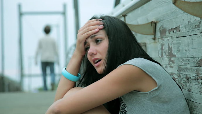 Why should women not be desperate for a guy?