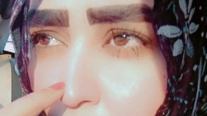 What do you think of this thick eyebrow girl?