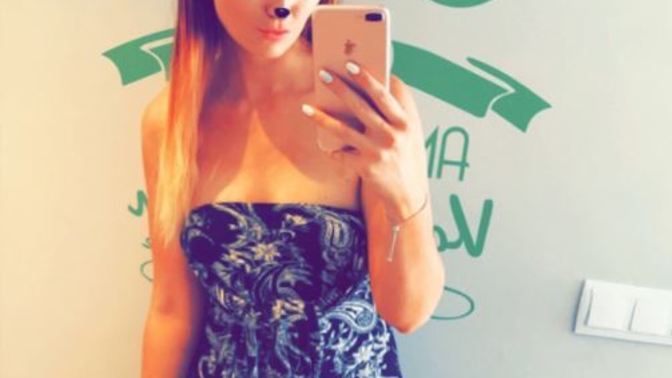 Guys, do you find it weird to date extremely short girls, like girls who are below average height?