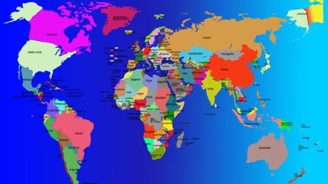 Are we heading towards a world shared between "two blocs"?