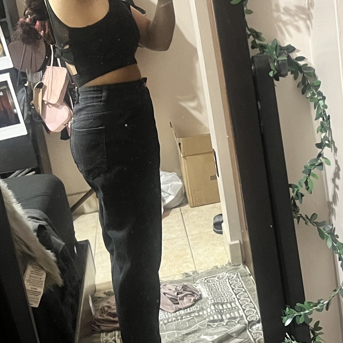 Why am I so insecure of my body? What do I do?