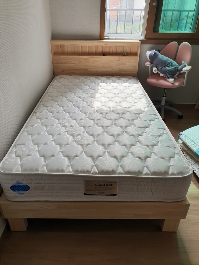 Is $1,000 too much to spend on a bed mattress?