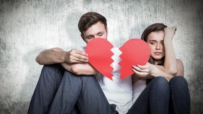Regardless of the circumstances, does gender play a role in how society reacts to those who dump their partner?