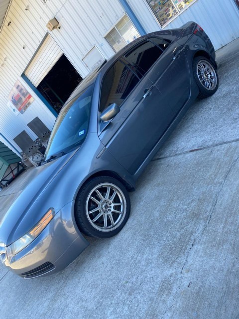 Anybody knows about cars?