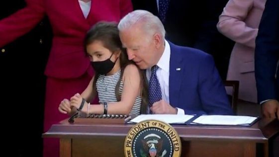 Biden wants to change gas mileage requirements to 40 MPG up from 28MPG by 2026. How can this be accomplished? ?