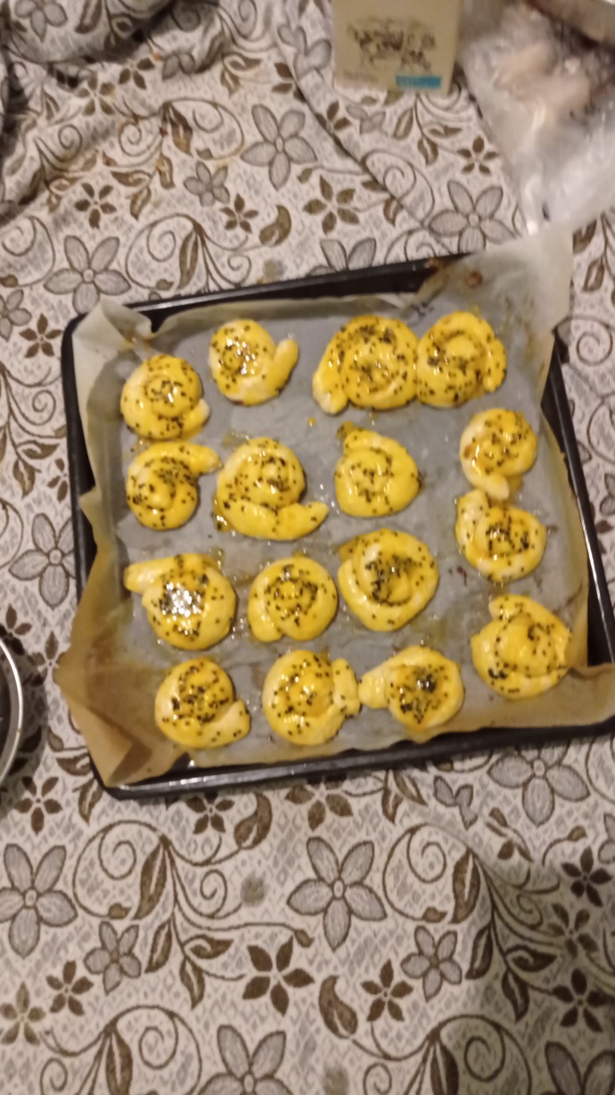 Would you like to have a cooking wife?