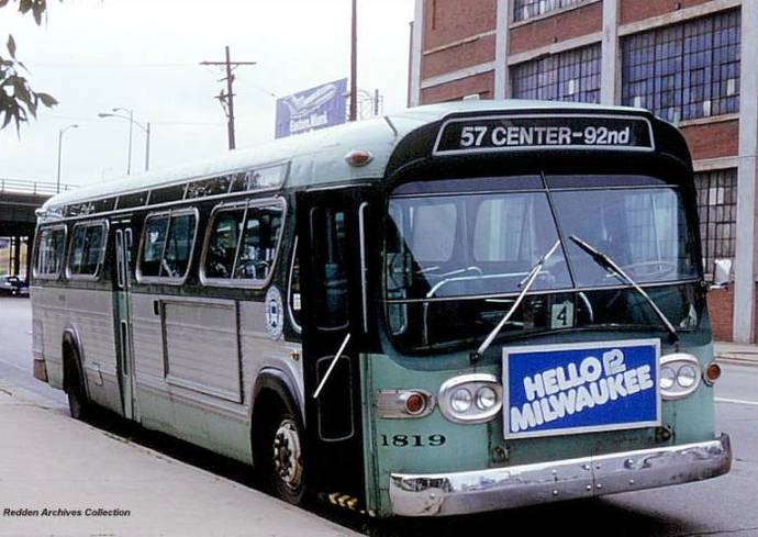 The longest running buses in the country, Milwaukee ran these buses forever