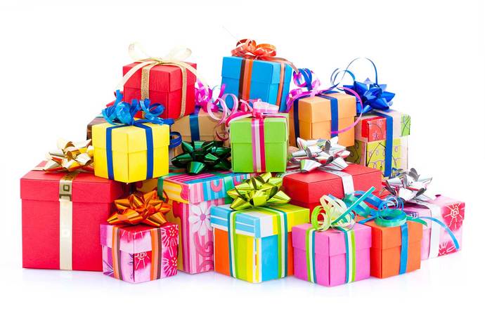 Do You Think Its Wrong For An Woman To Accept Unsolicited Gifts From Older Men?