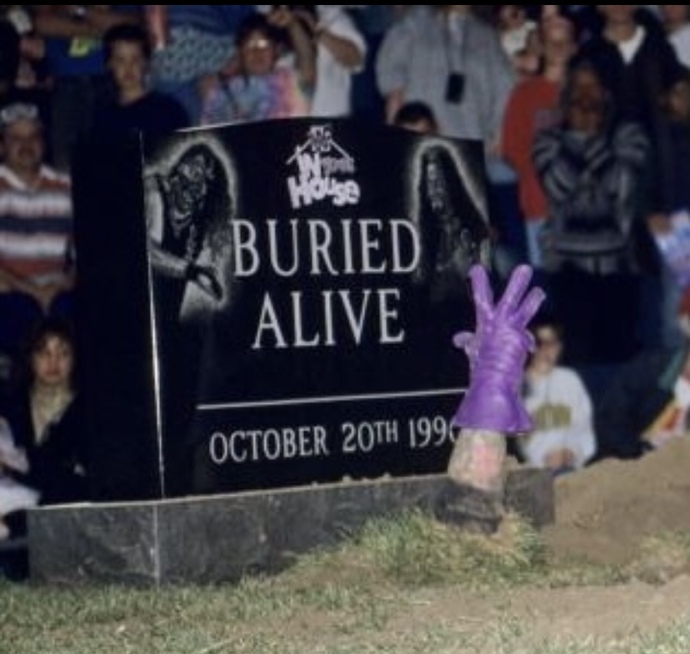 If you woke up buried alive what would you do?