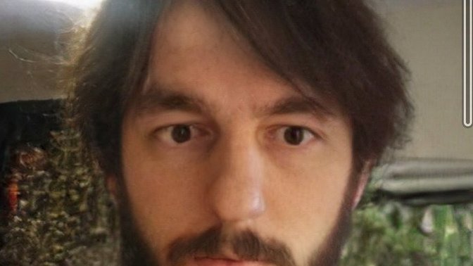 Which picture do I look better in?
