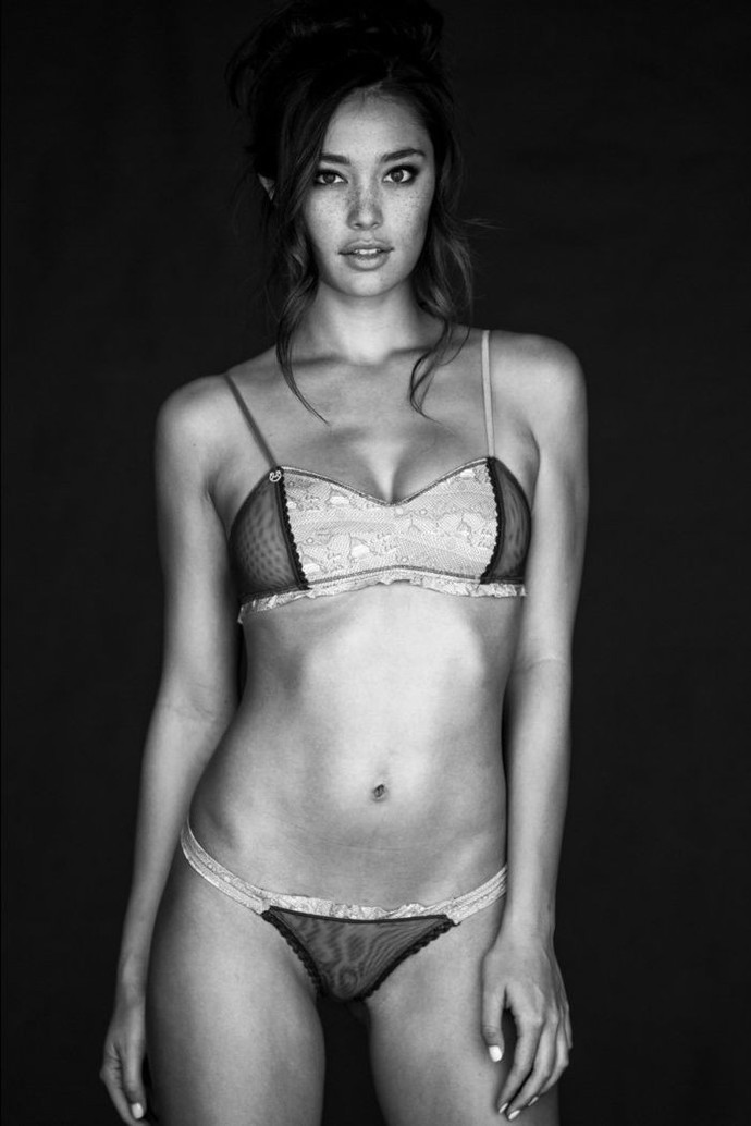Rate this model out of 10? Also, whats her ethnicity?