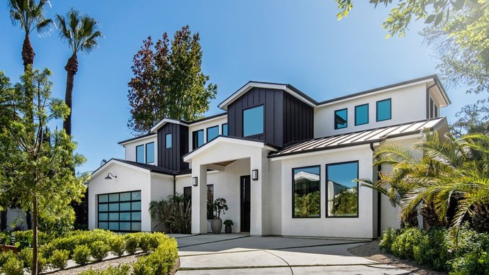 To the people who own their own homes or for people planning to buy a house, do you have any ideas on the rooms you want to implement?