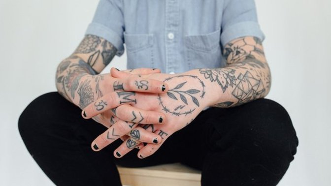 Do hand tattoos look better with sleeve tattoos and or half sleeves rather than just on their own?