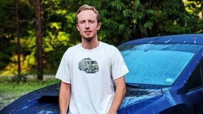 Girls, Rate this guy on a scale from 1-10?
