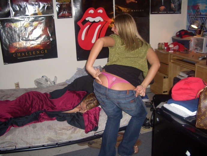 Does having whale tail automatically make you sleazy?