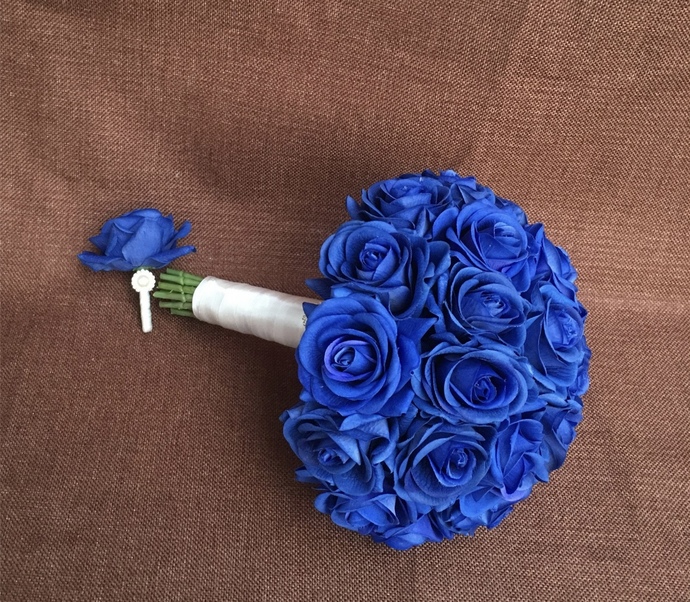 Help me choose my wedding bouquet?