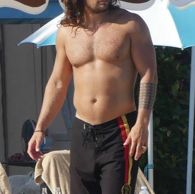 Girls, which body type do you want for the man youre gonna marry and love whole life togather?