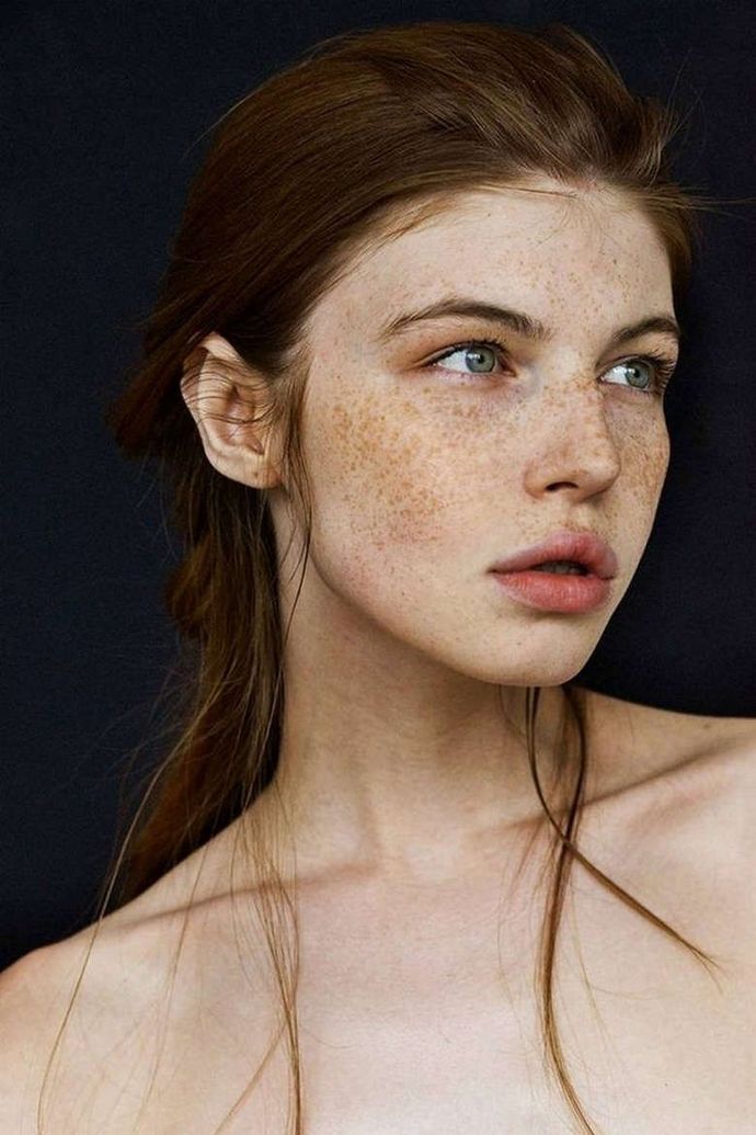 Excluding B👀bs: What Are The TWO Most Attractive Parts Of A Girl's Body?