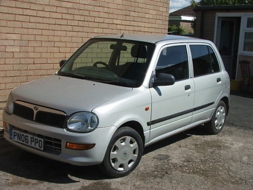 Is having a crappy car more attractive to women rather than having no car at all?