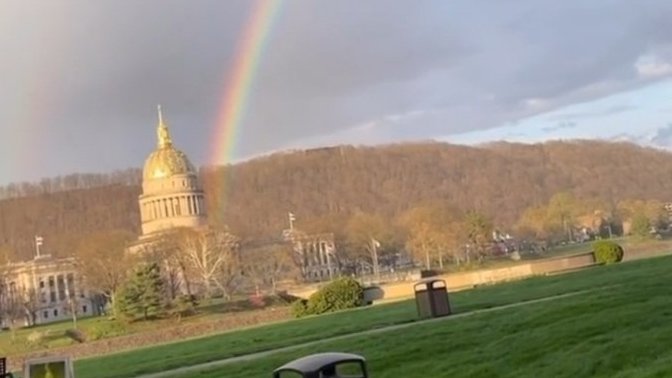 When was the last time you saw a rainbow this clearly?