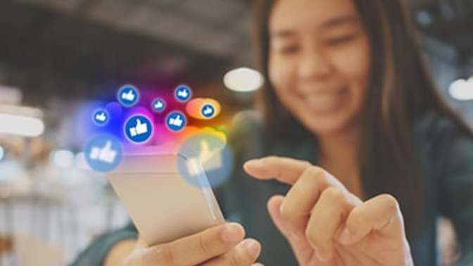 If you have a minimum wage 9-5 job, would you make you social networks public?