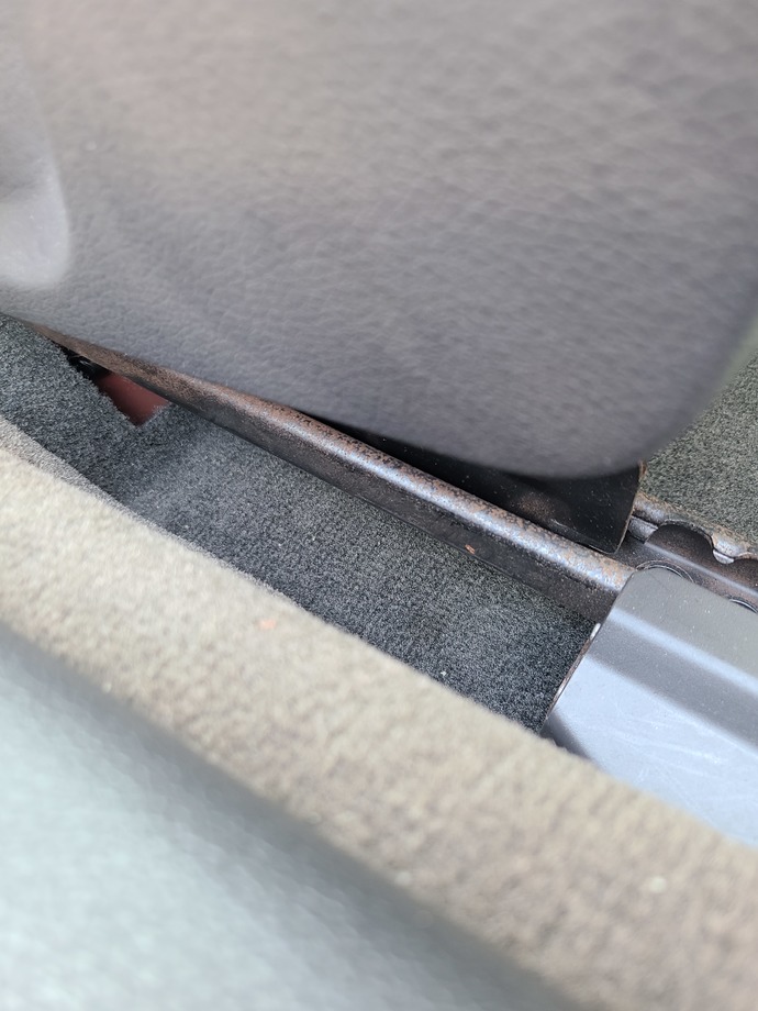Rust under seats