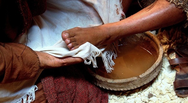 How will you be spending your Maundy Thursday?