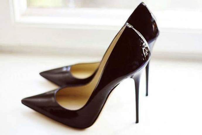 What you think about them? Is it good to wear in office?