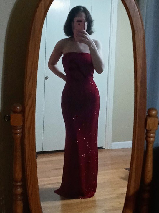 Which dress do you like better?