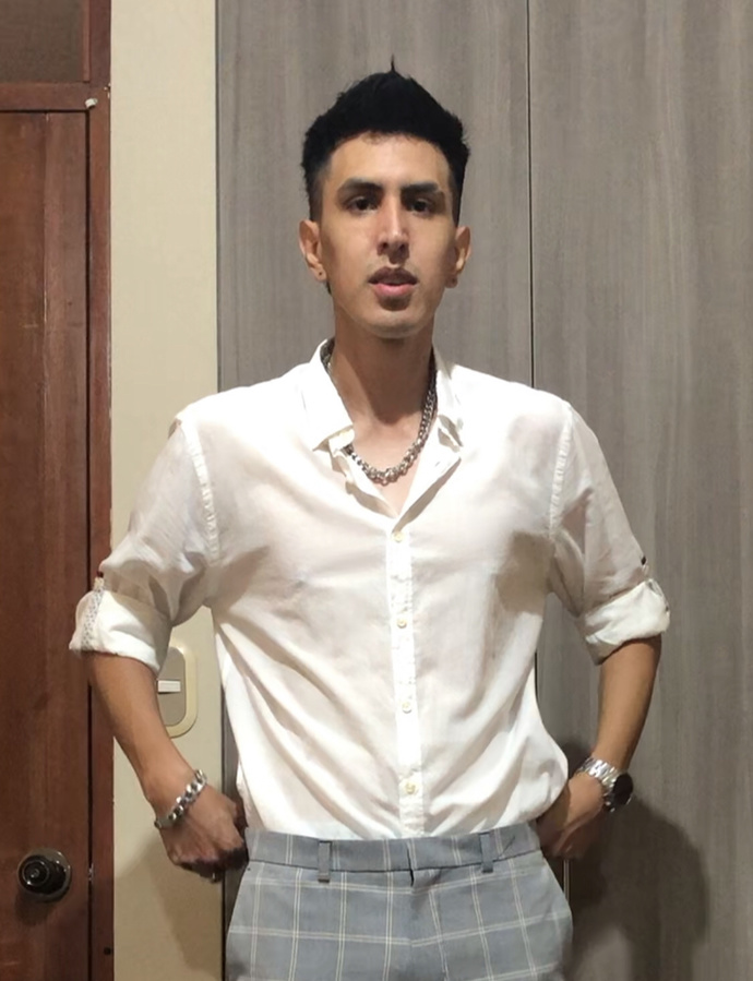 What outfit do you like the most?