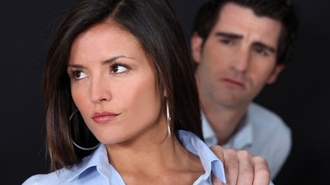 Why do men chase emotionally unavailable women?