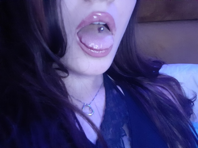 Opinions on tongue piercings and what do guys love about them on a female?