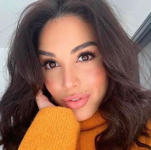 Is she a 10/10 babe or what?