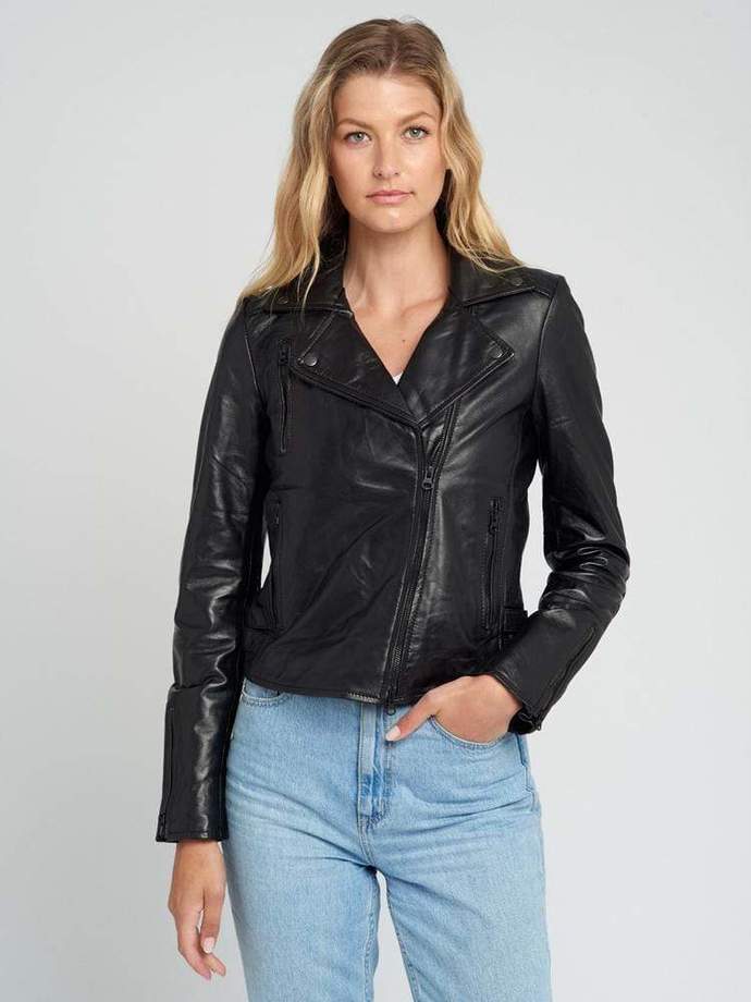 What color leather do you prefer to wear?