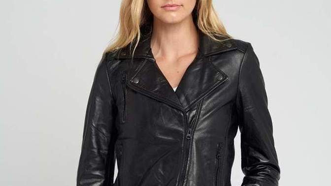 What color leather do you prefer to wear?