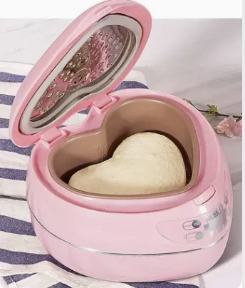 Which rice cooker is cuter?