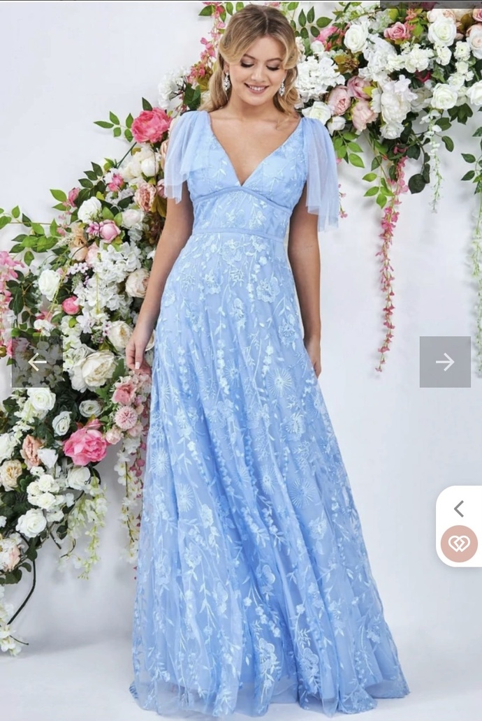 This stunning lace