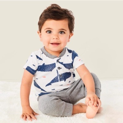 Girls, what would you do if you see this seemingly lonely baby boy, who only just wants to be hugged and cuddled?
