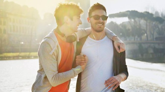 I got back together with my ex (for now) and just now I noticed, he doesn't has much MALE friends?