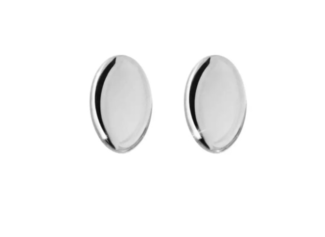 Which pebble or ova earring looks best for daily wear?